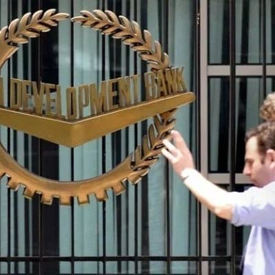 ADB maintains Pakistan’s GDP forecast at 3.7%, warns expensive energy may limit growth pace