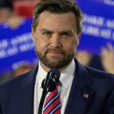 Vance ready to lead US in case of ‘tragedy’  —  RT World News