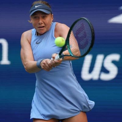 Anisimova stuns second seed Swiatek to make US Open last four