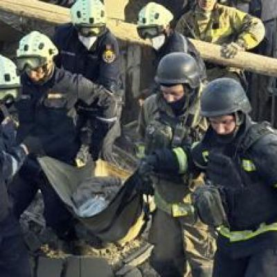 Russia and Ukraine trade deadly drone strikes as Zelenskyy anticipates intense diplomacy at UN