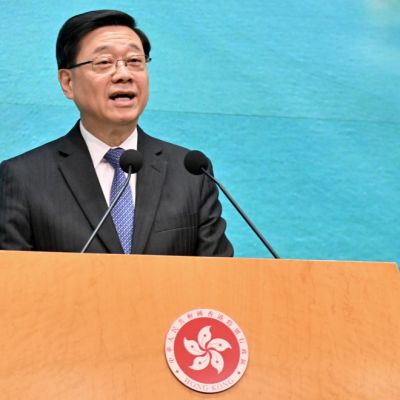 CE: HK to have positive growth despite trade war tensions