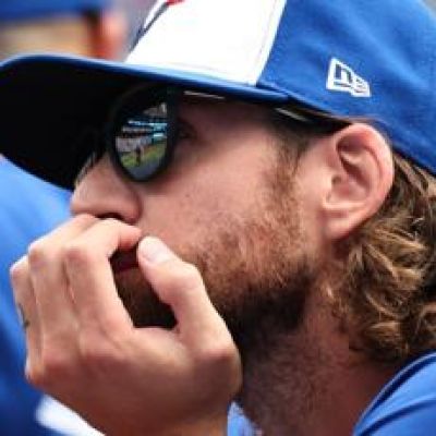White-panel hats only? A brief history of Blue Jays superstitions