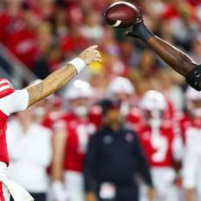 3 things that stood out in Wisconsin football’s devastating loss to Iowa (copy)