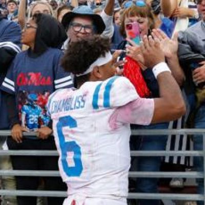 Chambliss leads No. 8 Mississippi to 34-26 victory over No. 13 Oklahoma