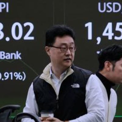 Asian shares are mixed after US stocks stumble