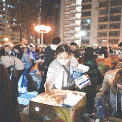 Hong Kong fire kills 83, construction bosses arrested – Daily Times