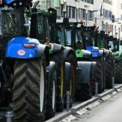 Tractors clog Brussels in anger at EU-Mercosur trade deal