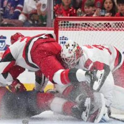 Panthers rally from 3 goals down to beat Hurricanes in shootout