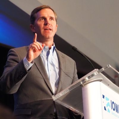 Kentucky Gov. Andy Beshear blasts Trump-Vance presidential ticket to Iowa crowd