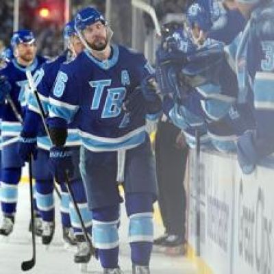 Lightning’s historic 4-goal comeback stuns Bruins in NHL Stadium Series game