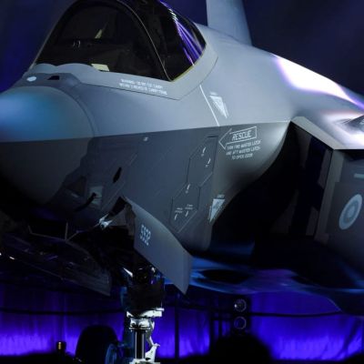 Germany seeks more F-35 jets as European fighter program falters, sources say