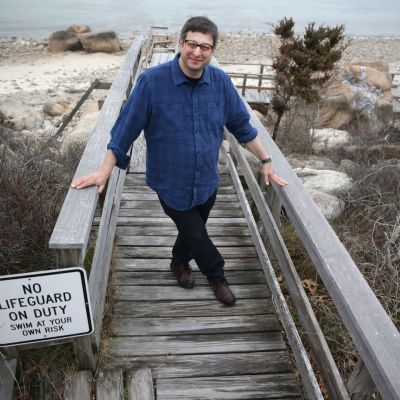 The Cape isn’t Hipsterville, but it suits comic Eugene Mirman just fine – The Boston Globe