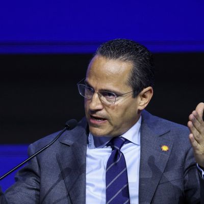 Re-elected Shell CEO, asked about BP, says bar for deals is high