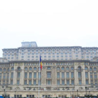 RT-Engels: EU and NATO pushing Romania toward war with Russia MEP