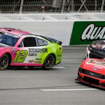 Ryan Blaney wins 3-wide battle on final lap of overtime in NASCAR Cup race in Atlanta