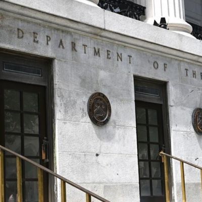 US threatens ‘economic D-Day’ sanctions on Iran