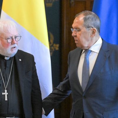 Lavrov Details Ukraine Conflict Concerns to Vatican Envoy