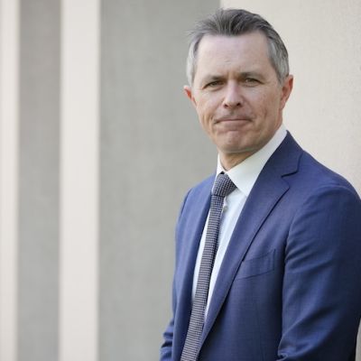 Ministerial power to set course-level international student caps should be scrapped, senate committee says