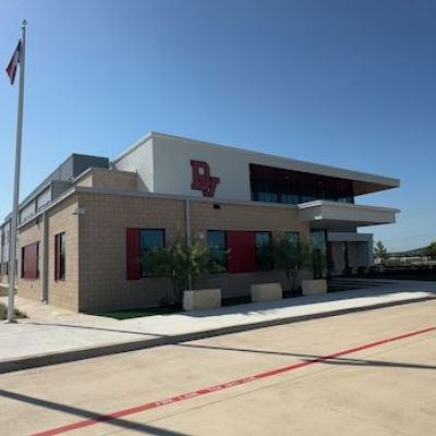 Del Valle ISD prepares for first day, opens P-TECH facility