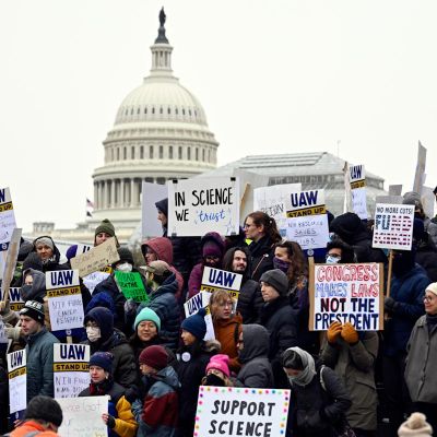 Fearing Trump cuts, California Democrat proposes creating state's own NIH