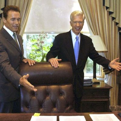 Opinion: How Schwarzenegger’s recall victory 20 years ago reverberates in California now