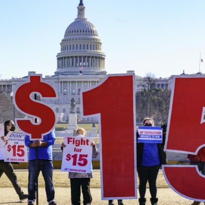 Editorial: The federal minimum wage of $7.25 an hour is poverty pay. It’s time to raise it