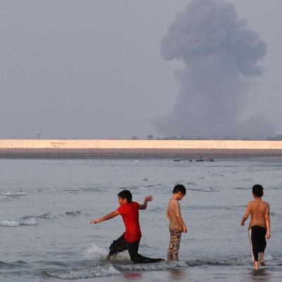 Trump backs away from threat to charge tolls in the Strait of Hormuz