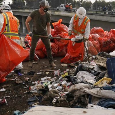 Opinion: On homelessness, liberal California and the ultraconservative Supreme Court largely agree