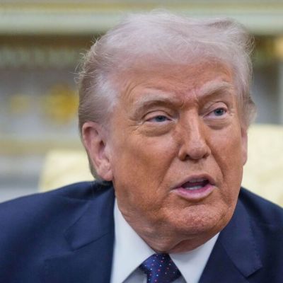Trump sparks major health fears as huge problem spotted – ‘Look at his legs’