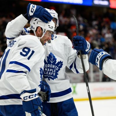 Tavares scores with 5 seconds left in OT to lift Leafs to 5-4 win over Ducks