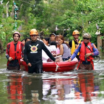 Philippines: Thousands evacuate as new super typhoon nears