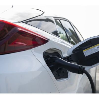 Canada poised to pass rules that all new vehicles must be zero-emissions by 2035