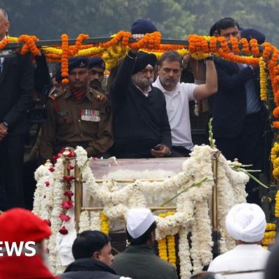 Manmohan Singh: Former India PM mourned in state funeral