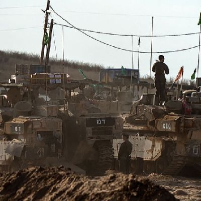 Israeli troops’ advance causes Gaza telecom blackout, strike Hezbollah targets in S. Lebanon