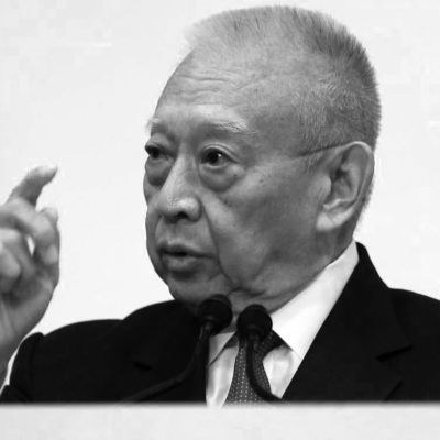 Ex-colleagues lavish praise on Tung’s ‘diligence, perseverance’