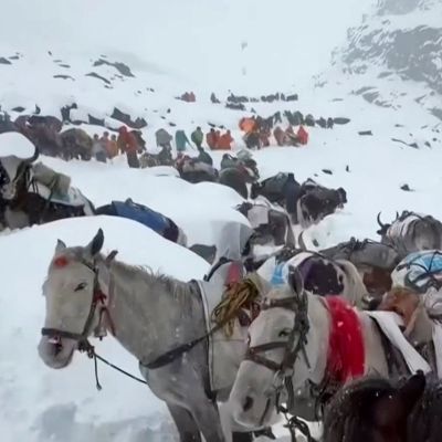 Race against time to rescue 200 hikers trapped in snow after Mount Everest snowstorm