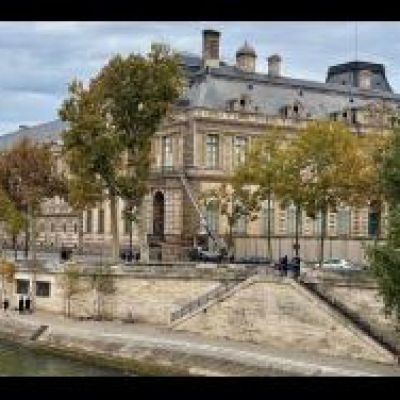 Thieves strike Louvre in brazen jewel heist as the museum shuts