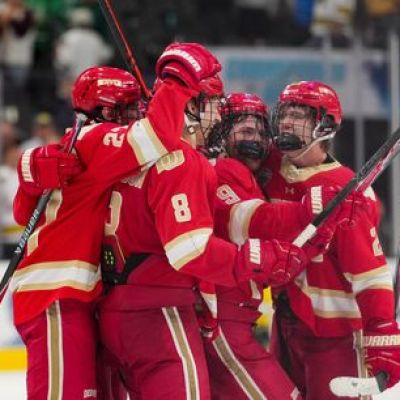 Underdogs Denver, Wisconsin advance to title game