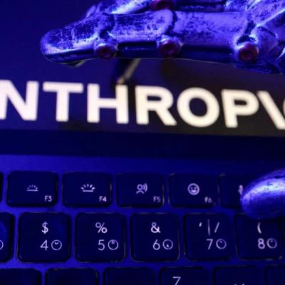 US Lawmakers Push New AI Rules After Anthropic Researchers Warn AI Could Cause Human Extinction