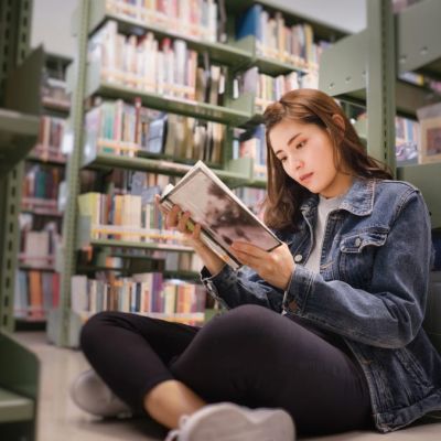 DeSantis is wrong. Book bans in Florida schools and in other states aren’t a ‘hoax.’