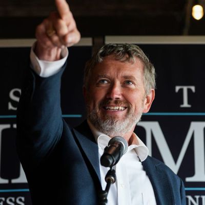 Thomas Massie among GOP members to vote for ending war in Iran