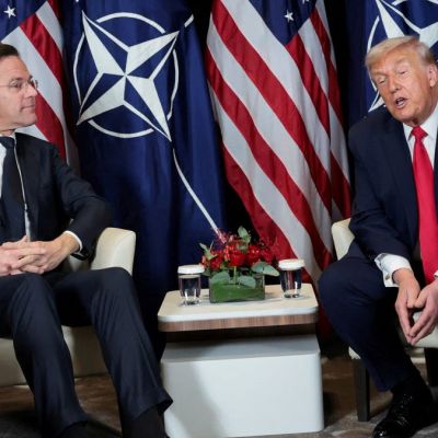 Trump meets NATO chief as Iran war strains alliance