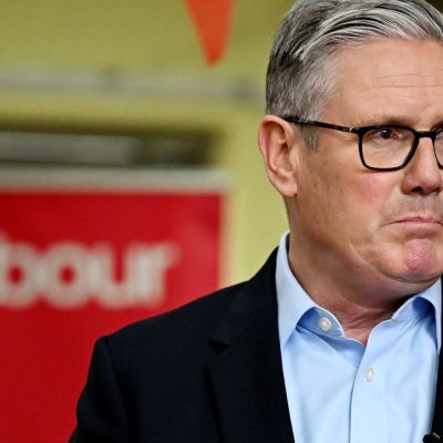 UK Prime Minister Keir Starmer resigns amid public mood shift