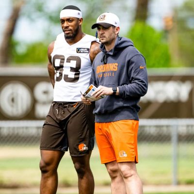 Former Browns ball boy Tommy Rees says it ‘kind of still feels same’ as tight ends coach