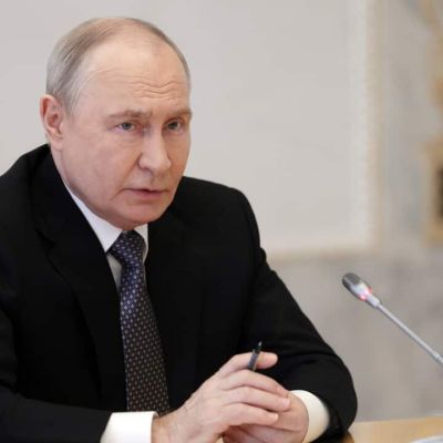 Putin agrees ‘in principle’ to revive trilateral talks with US and Ukraine