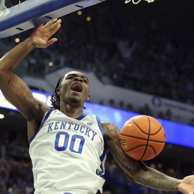 Otega Oweh leads the way with 24 points for Kentucky in 95-64 rout of LSU