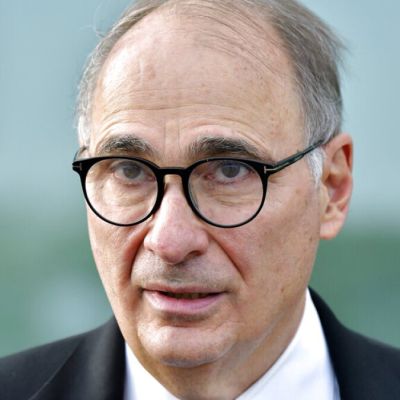 Biden loyalists rally around president after former Obama adviser’s warnings