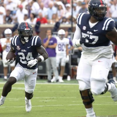 Jaxson Dart accounts for 6 first-half TDs, No. 6 Mississippi routs Furman 76-0