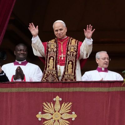 Pope Leo XIV urges the faithful on Christmas to shed indifference in the face of suffering