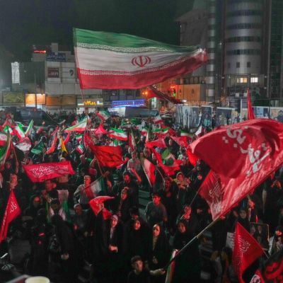 Live updates: Iranian official meets mediators in Pakistan as Iran and US keep up a 10th day of attacks